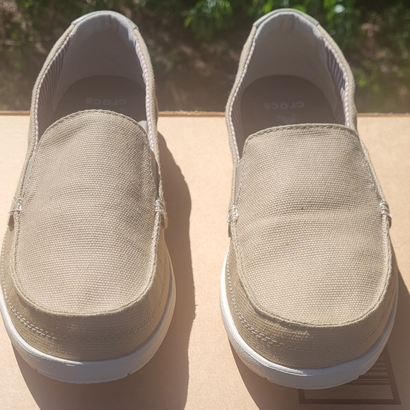 Crocs Women's Walu Loafer | Loafers for Women | Walking Shoes for Women Size 11 - Picture 8 of 12